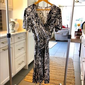 DONNA MORGAN Animal Print Wrap Dress